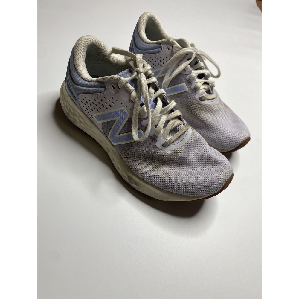 New Balance Women's 520v7 Comfort Sneakers Size 9.5 Purple White | W520MU7 |
